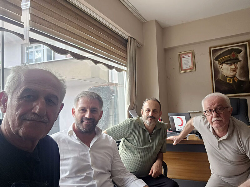 Saadet Partisi Karasu Ilçe Başkanlığı Kızılay Karasu Şubesi Ziyaret 6